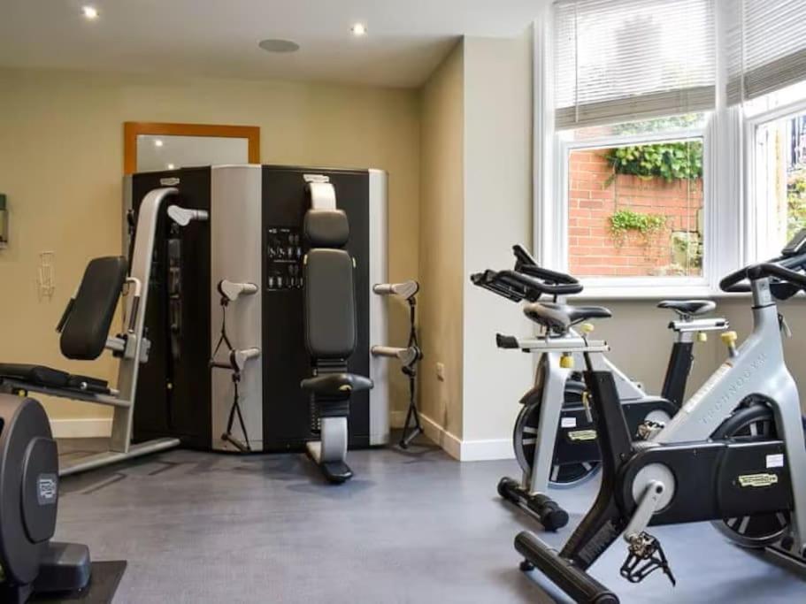 Strathmore Apt Scarborough, Pool, Gym, Parking מראה חיצוני תמונה