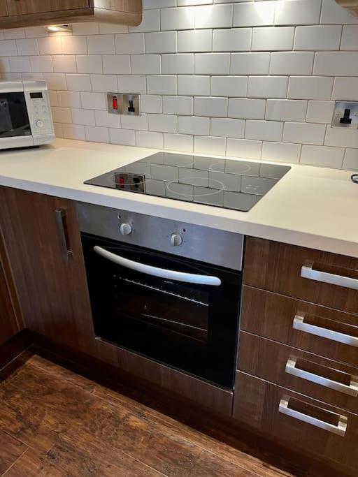 Strathmore Apt Scarborough, Pool, Gym, Parking מראה חיצוני תמונה