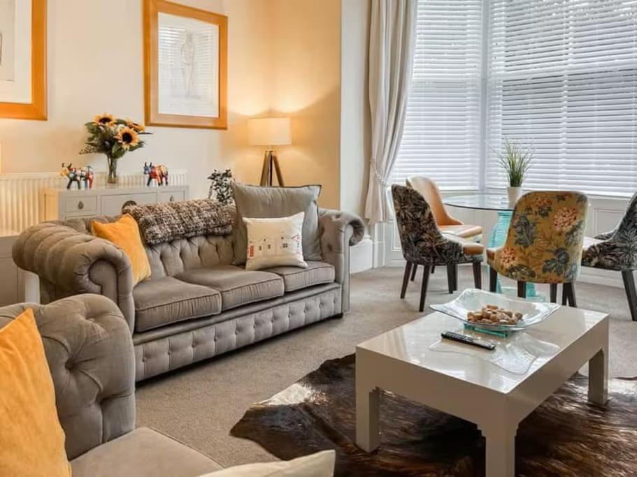 Strathmore Apt Scarborough, Pool, Gym, Parking מראה חיצוני תמונה